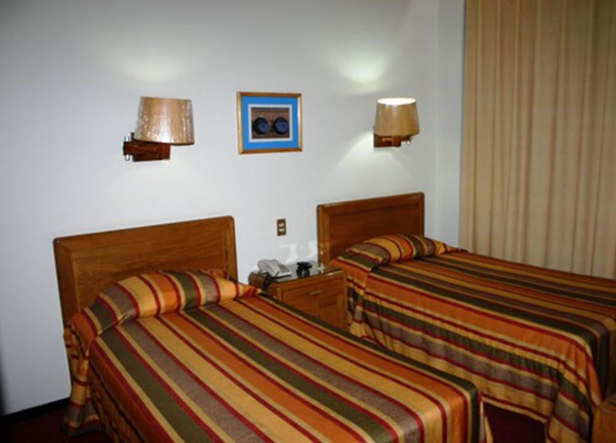 Hotel Calvete Torreón Extérieur photo