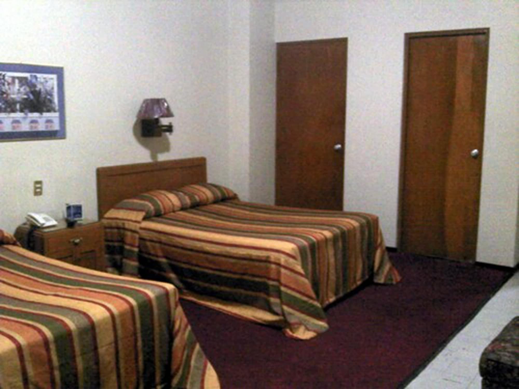 Hotel Calvete Torreón Extérieur photo