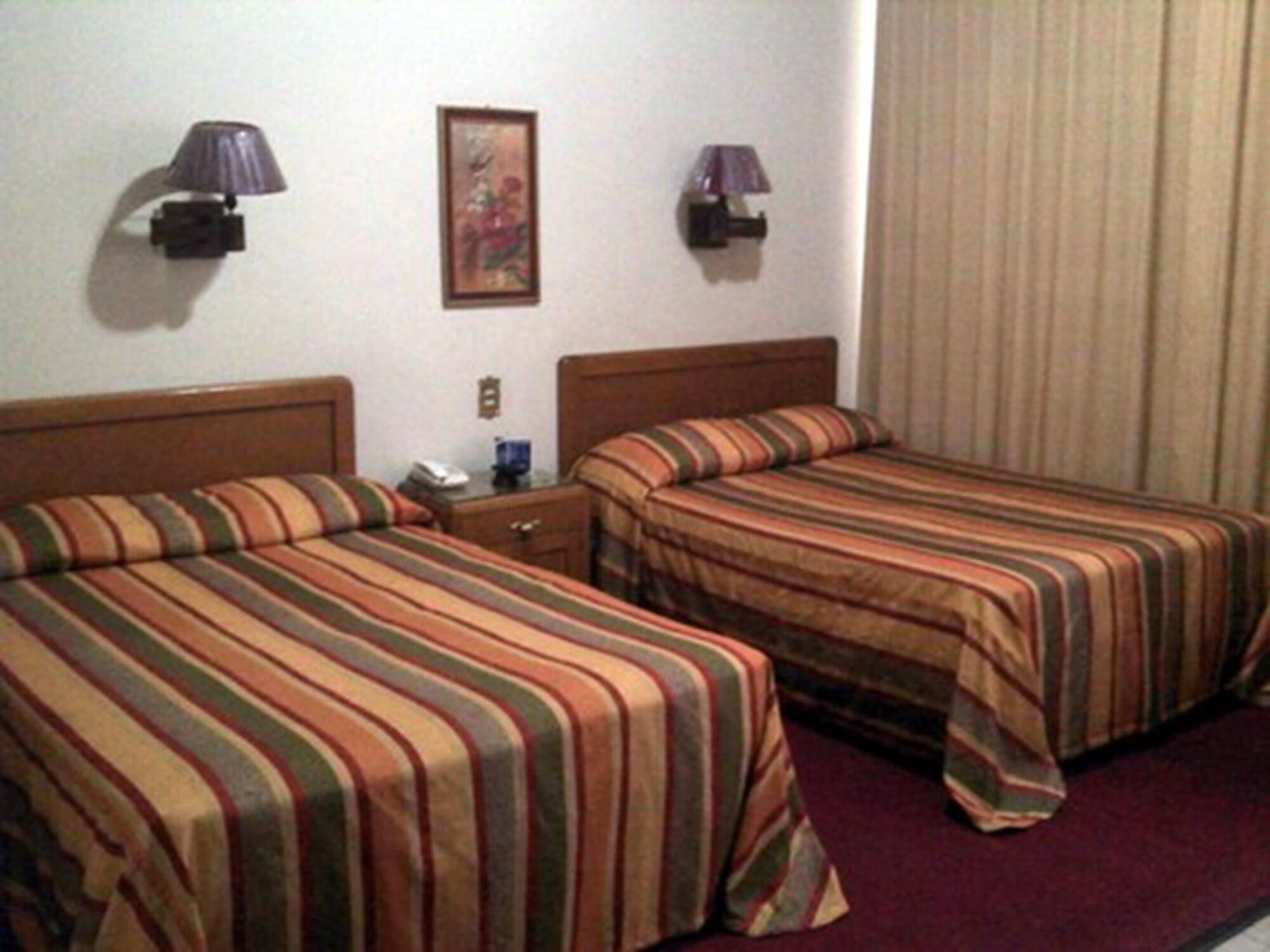 Hotel Calvete Torreón Extérieur photo